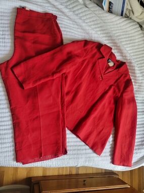 Red Linen Petite Classic Red Women's Pantsuit Jacket and Trousers